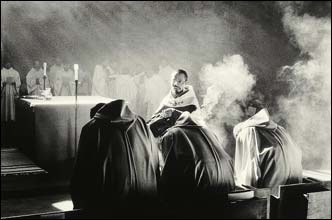 Un momento di preghiera, cardine della spiritualit� benedettina.